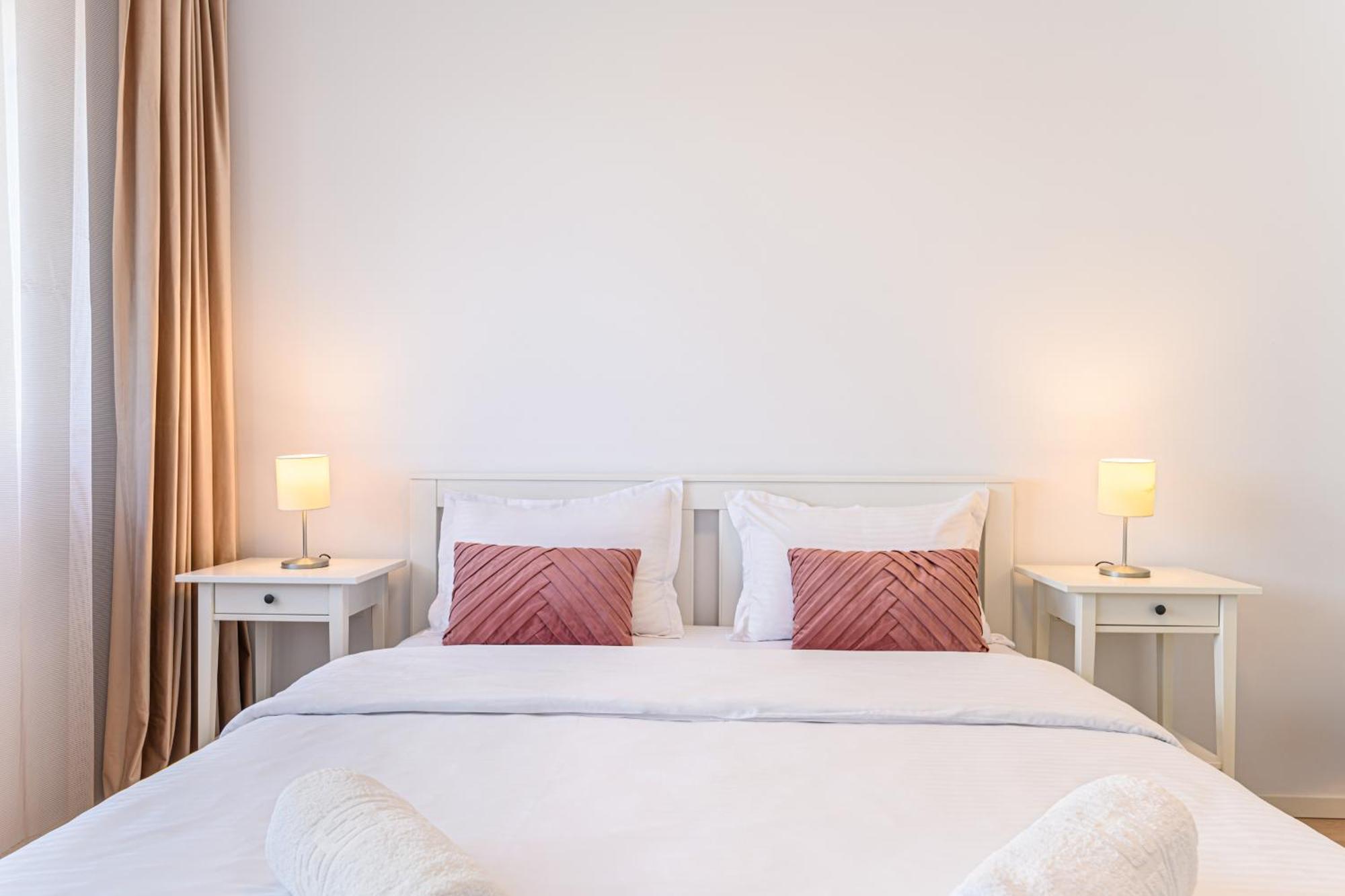 Jad - Luxury 3 Rooms & 2 Rooms Apartments In Kasper, Near Coresi Mall براشوف المظهر الخارجي الصورة