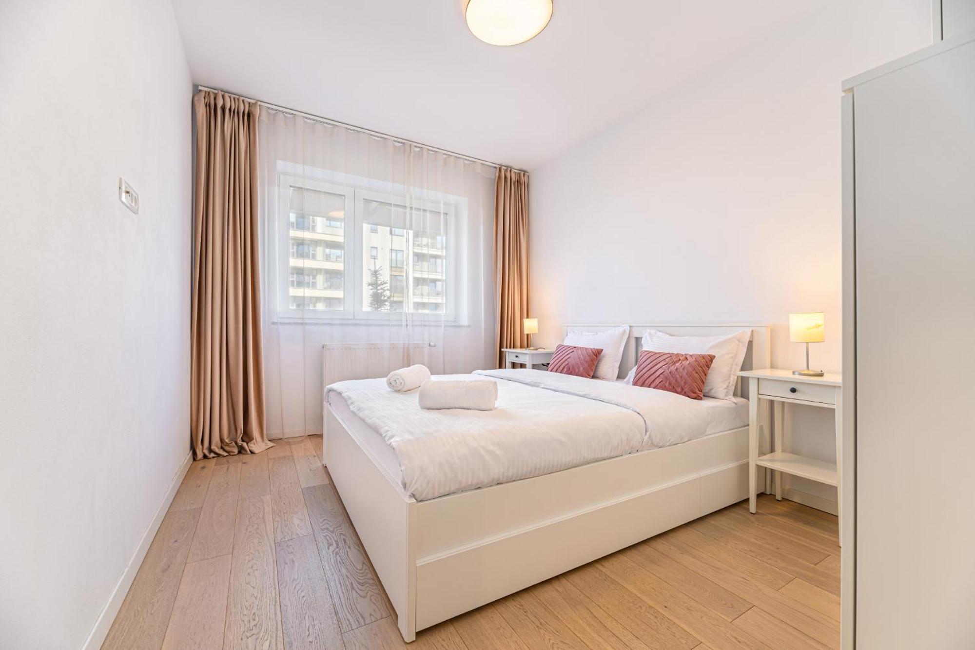 Jad - Luxury 3 Rooms & 2 Rooms Apartments In Kasper, Near Coresi Mall براشوف المظهر الخارجي الصورة