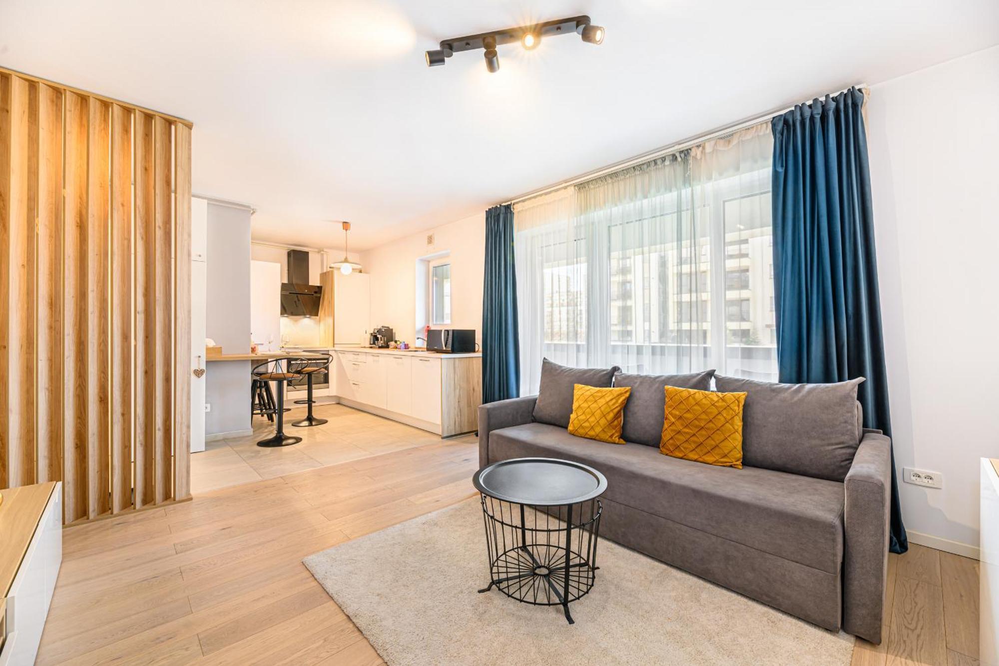 Jad - Luxury 3 Rooms & 2 Rooms Apartments In Kasper, Near Coresi Mall براشوف المظهر الخارجي الصورة