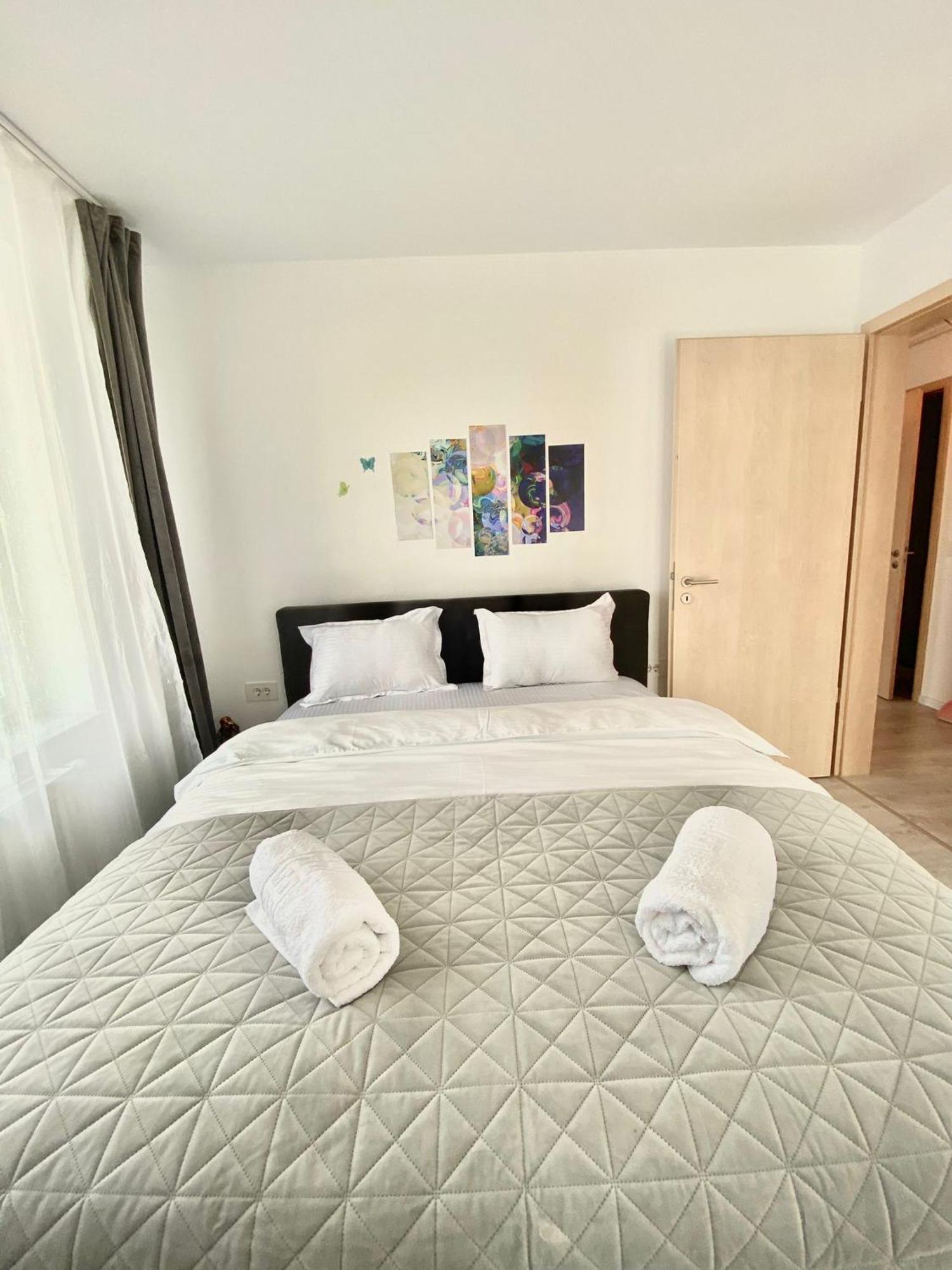 Jad - Luxury 3 Rooms & 2 Rooms Apartments In Kasper, Near Coresi Mall براشوف المظهر الخارجي الصورة