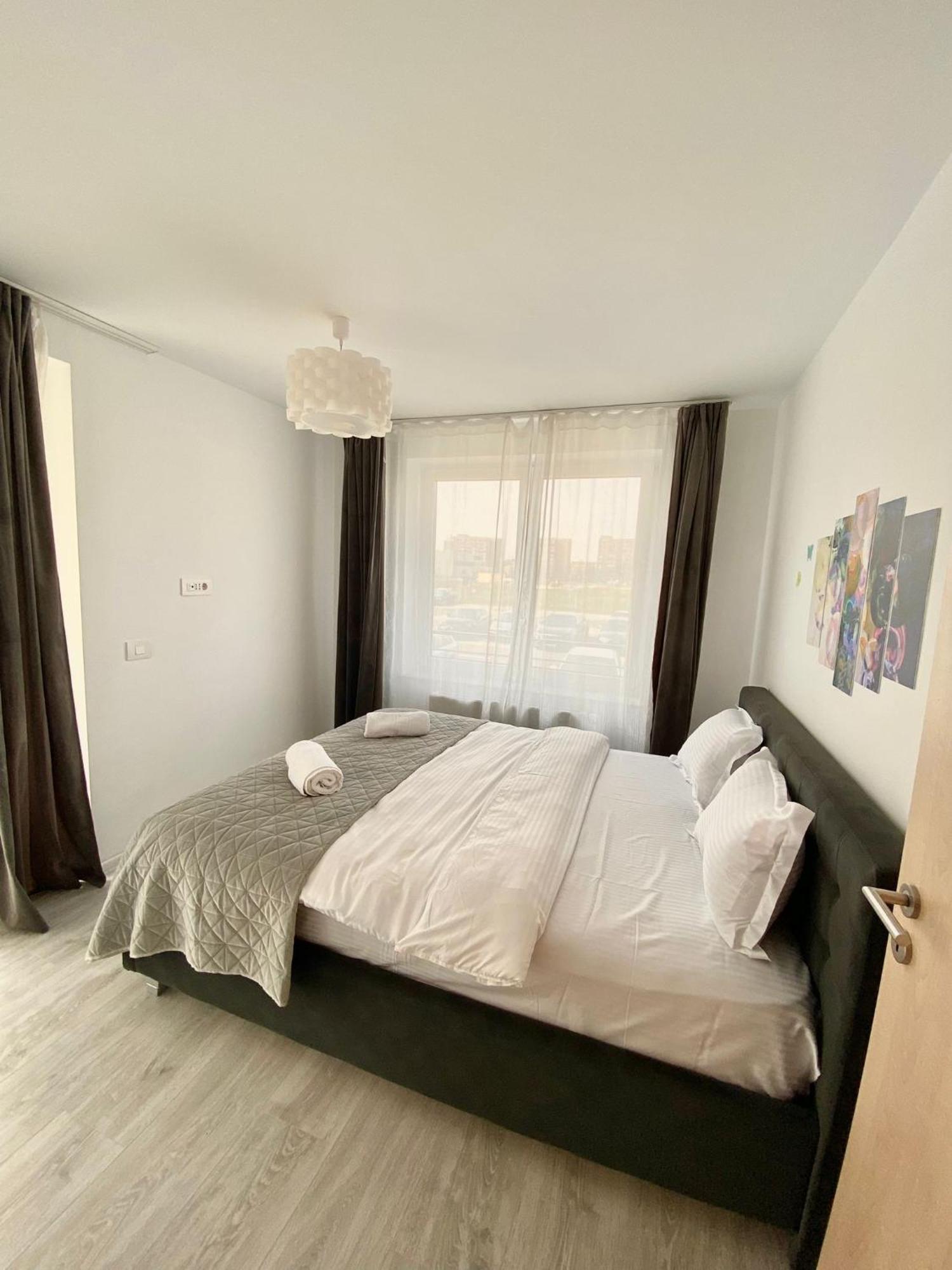 Jad - Luxury 3 Rooms & 2 Rooms Apartments In Kasper, Near Coresi Mall براشوف المظهر الخارجي الصورة