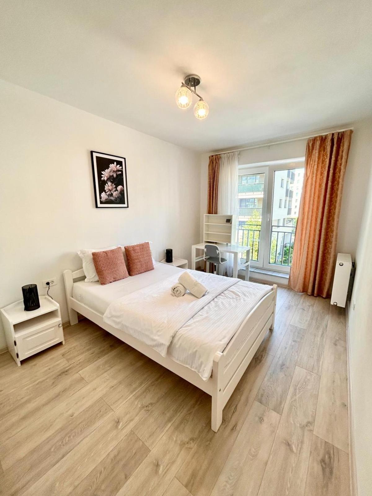 Jad - Luxury 3 Rooms & 2 Rooms Apartments In Kasper, Near Coresi Mall براشوف المظهر الخارجي الصورة