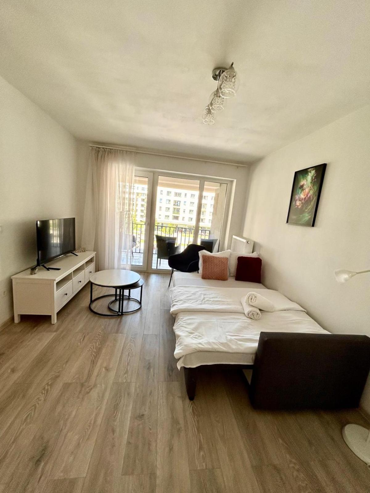 Jad - Luxury 3 Rooms & 2 Rooms Apartments In Kasper, Near Coresi Mall براشوف المظهر الخارجي الصورة